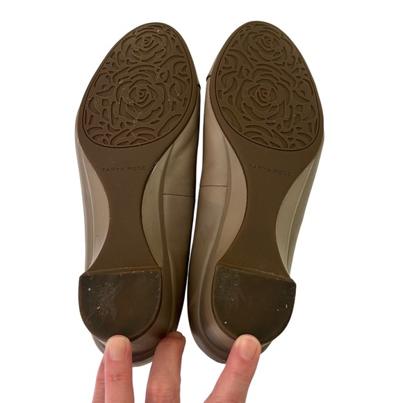 Taryn Rose Bridget Taupe Leather Block Heel Pumps Metallic Rose Cap Toe 39 / 8.5 - Picture 9 of 9